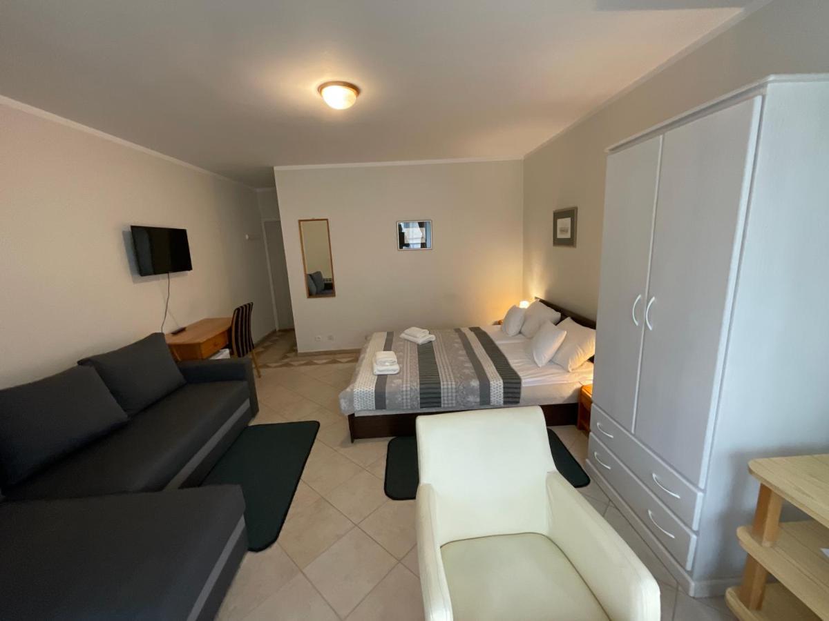 Hotel Gosciniec Jantar Giżycko Exteriér fotografie